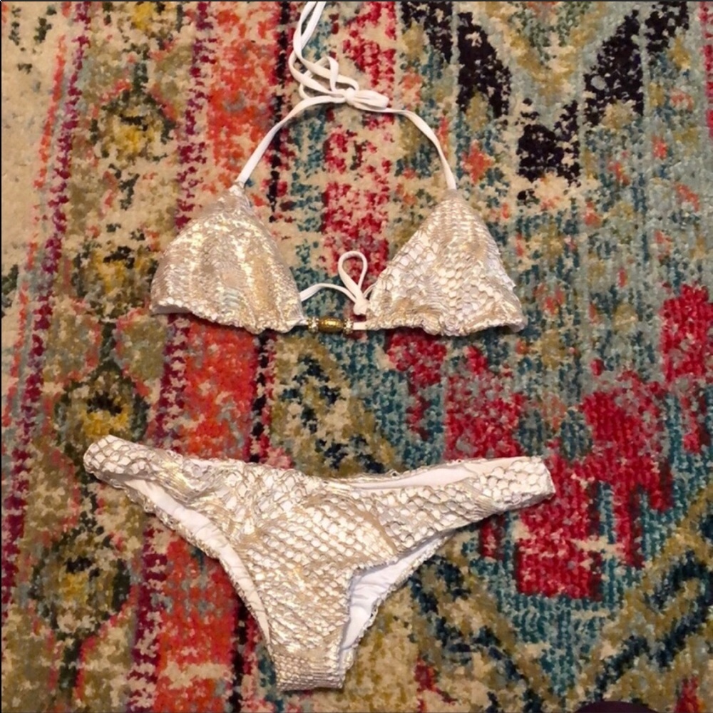 🎉Gorgeous Beach Bunny bikini, size S